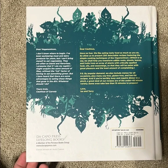 Veganomicon: The Ultimate Vegan Cookbook - Picture 4 of 5